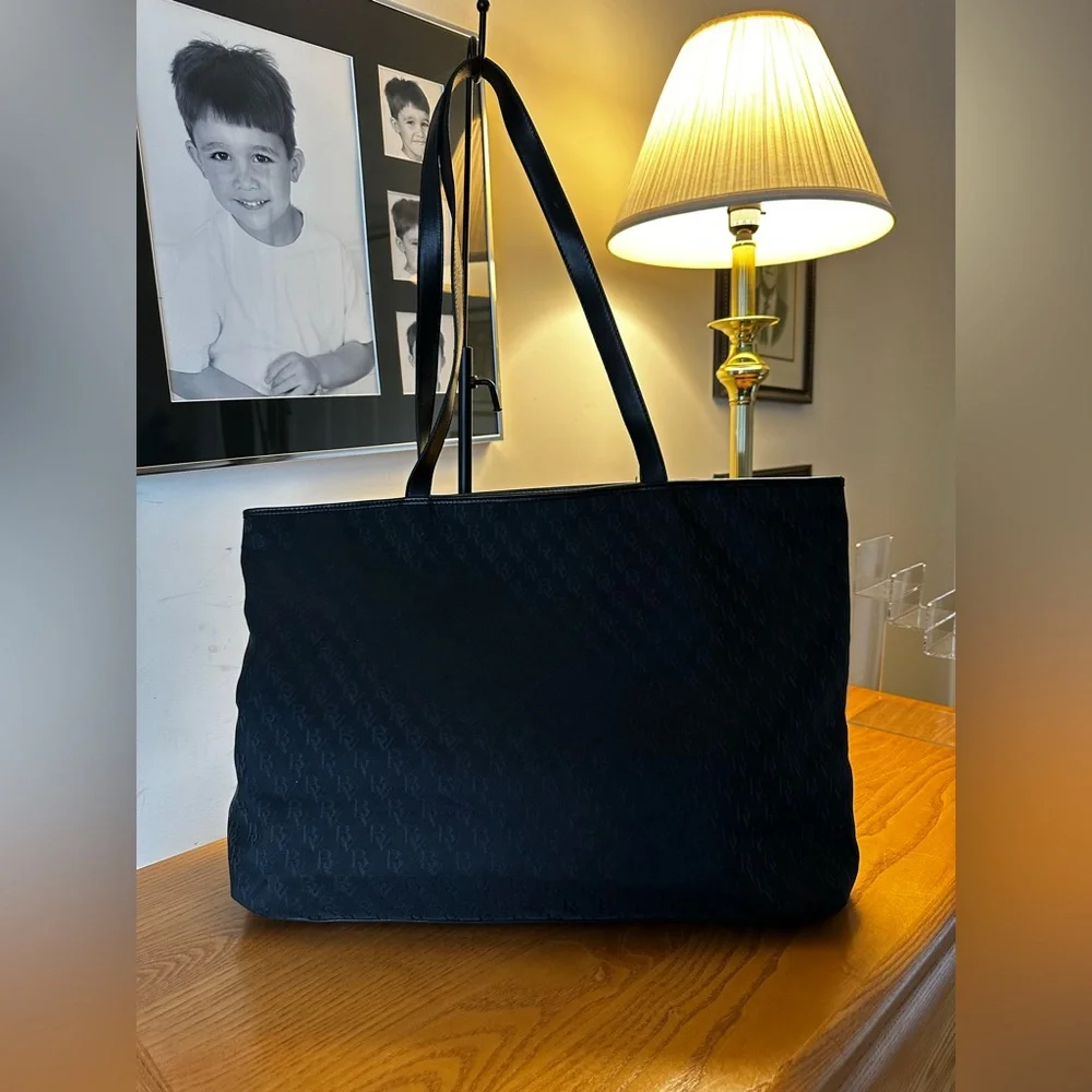 Bottega Veneta Black Nylon Tote - Picture 2 of 12